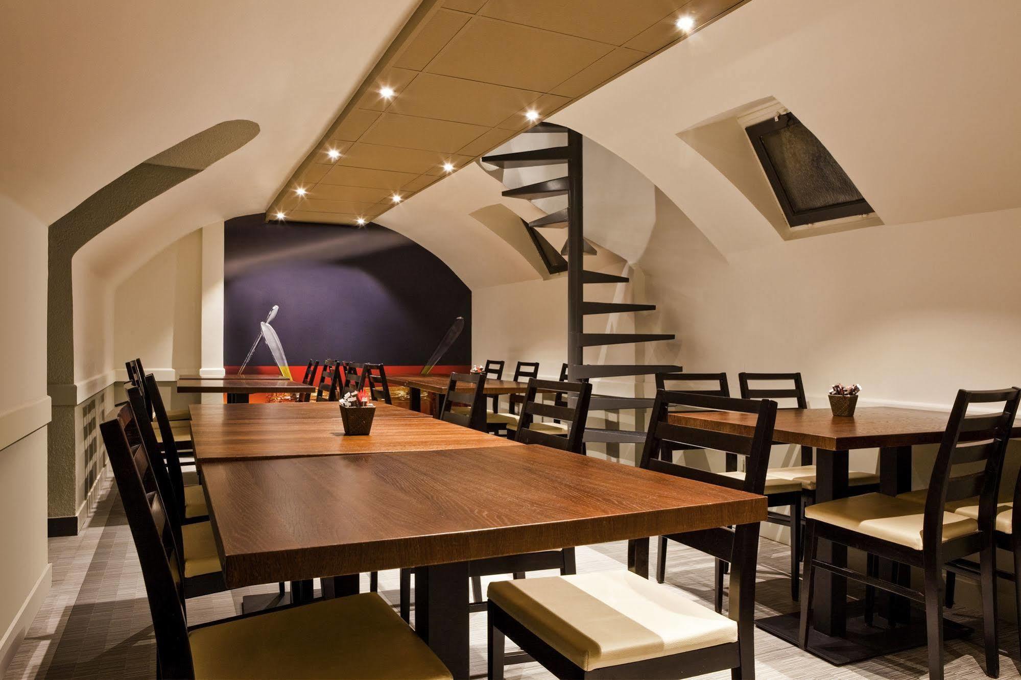 Ibis Maine Montparnasse Hotel Париж Екстериор снимка